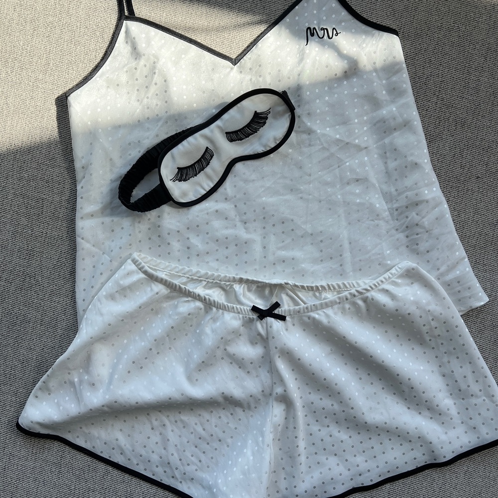 Mrs. Kate spade New York matching set